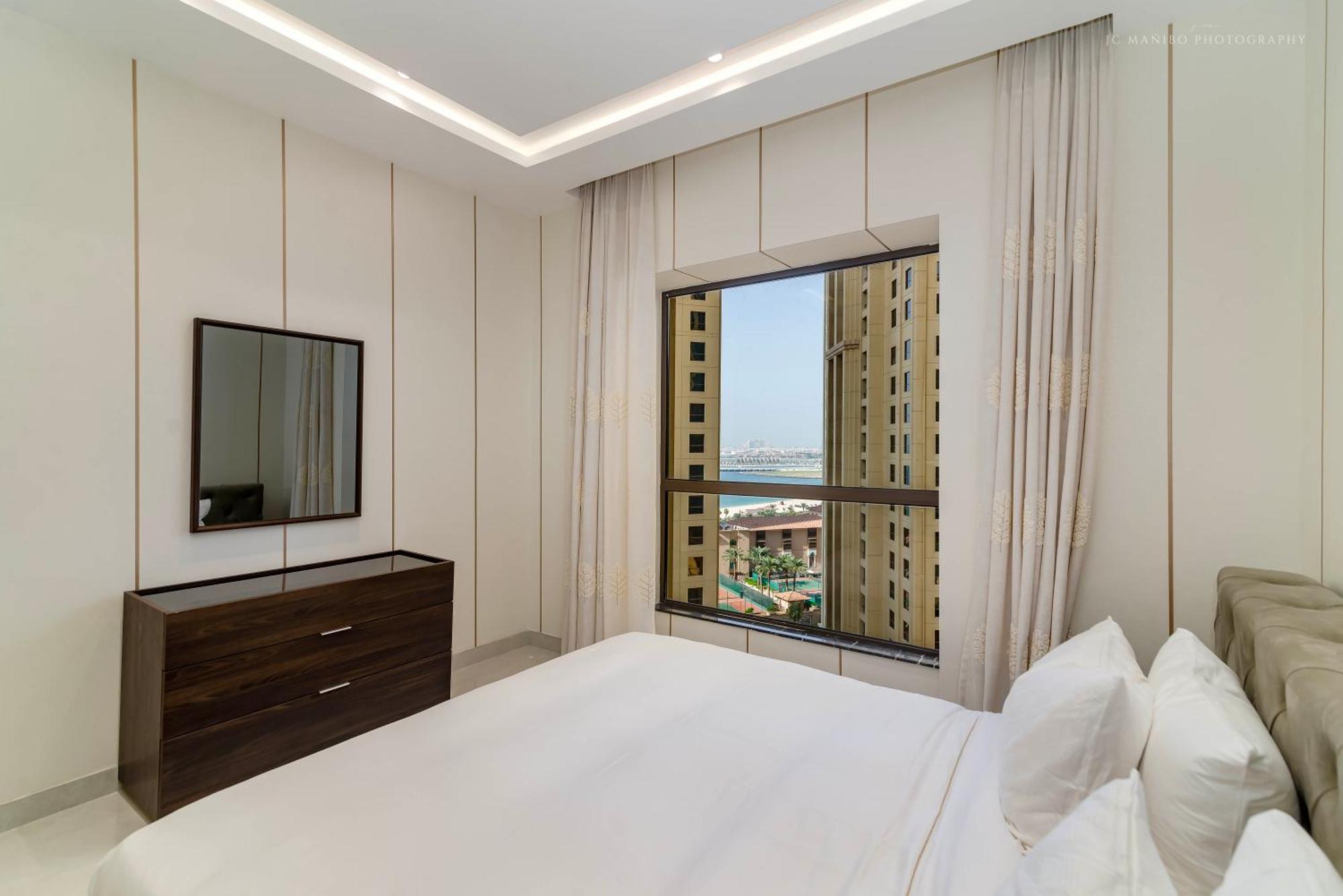 Apartamento Usmans 4Bdrm Jbr Sadaf Next To Ritz Carlton Walk Dubái Exterior foto